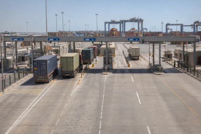 Jeddah at High Yard Utilization: How Truck Appointments Can Ease Jeddah Port Truck Appointment System Congestion