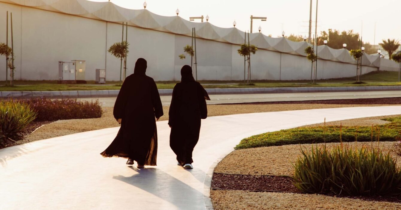 uae-abu-dhabi-thumbnailsss (3)